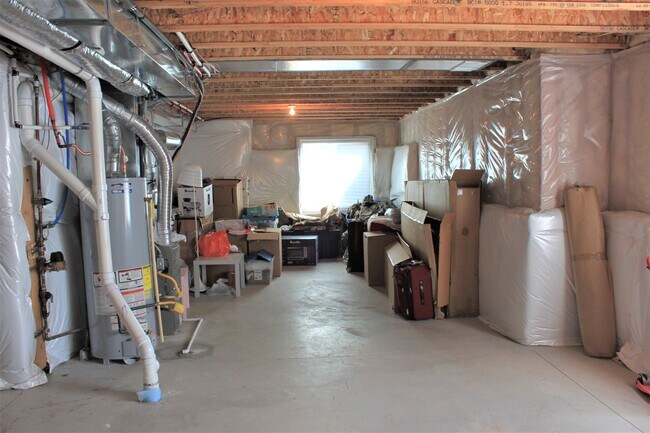Building Photo - 835 Pistol River Way