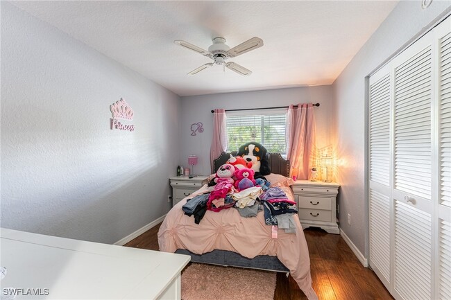 Building Photo - 420 Belina Dr