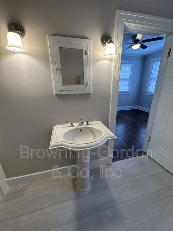 Building Photo - 119 Woodmont Blvd