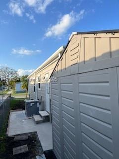 Building Photo - 530 Heritage Cir