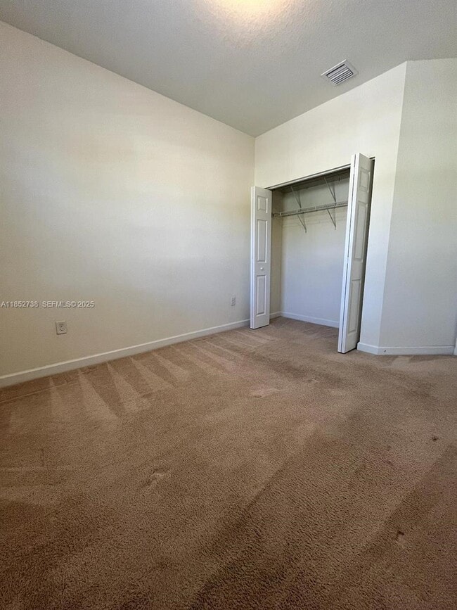 Building Photo - 159 SE 33rd Terrace