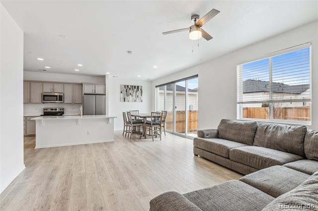 Building Photo - 9770 Biscay St