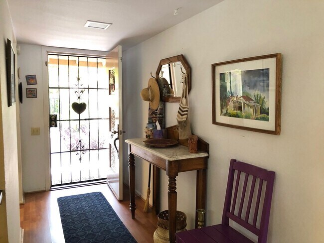 Building Photo - Lovely Home in 45+ Active Adult Community of Leisure World Available May through October 2025!