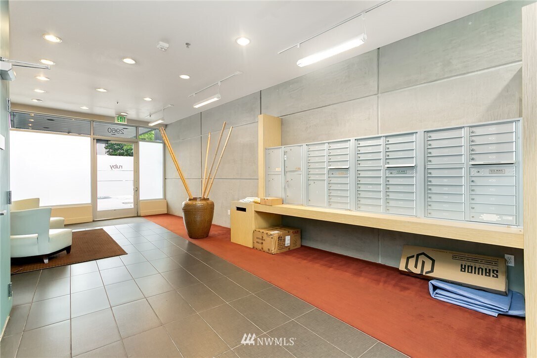 mail room - 2960 Eastlake Ave E