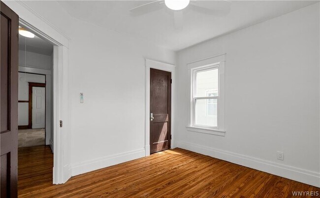 Building Photo - 33 Harding Rd