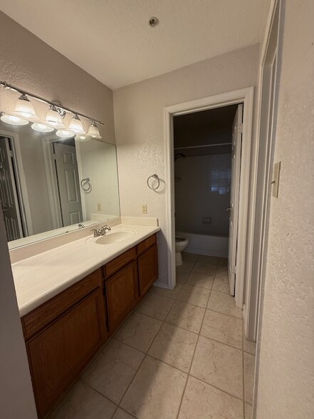 Building Photo - 5950 N 78th St