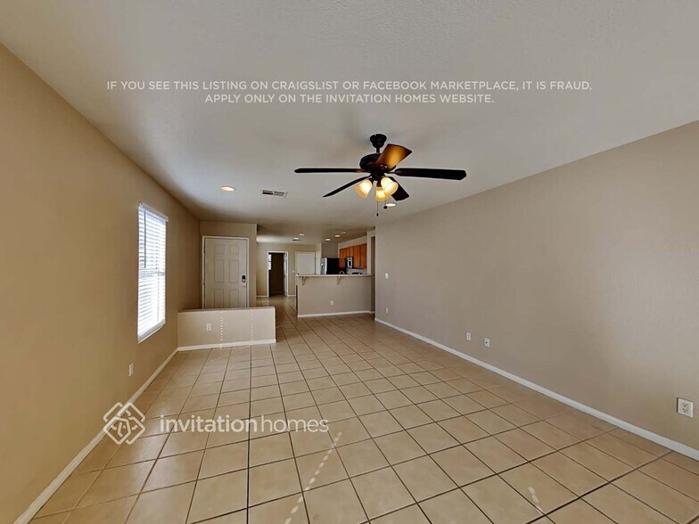 Building Photo - 7920 N Willow Pines Pl