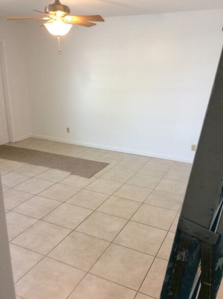 Building Photo - 908 Anglers Way