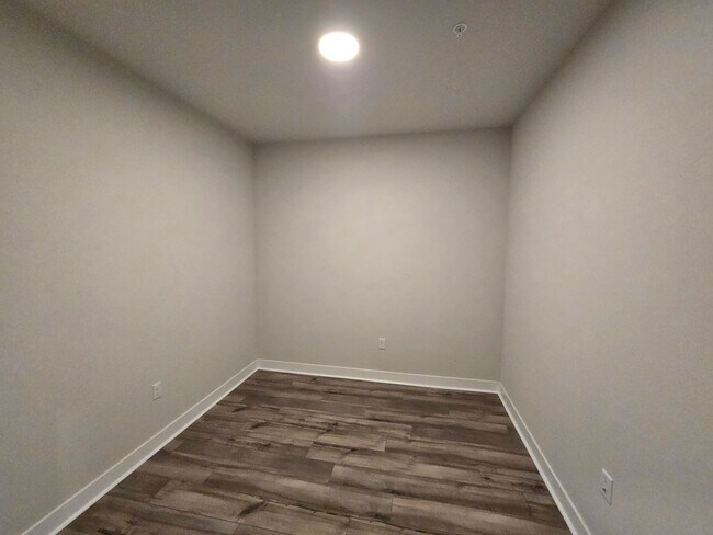 Building Photo - One Bedroom with Office