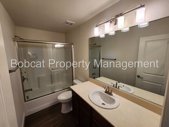 Building Photo - 1234 Saltern Dr