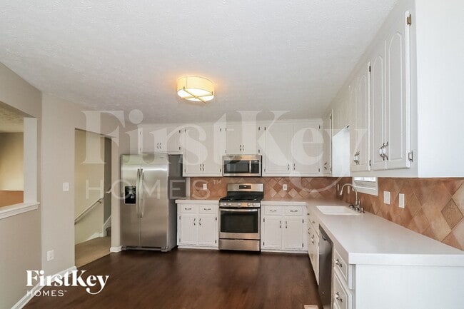 Building Photo - 208 Moore Valley Way