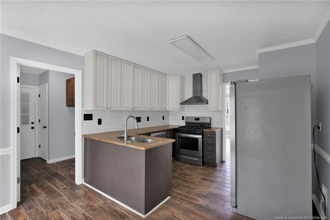 Building Photo - 1183 Helmsley Dr