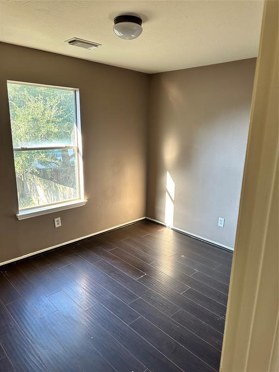 Building Photo - 21611 Bowcreek Ln