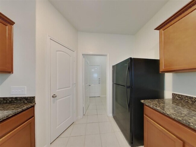 Building Photo - 640 Totem Trail Dr