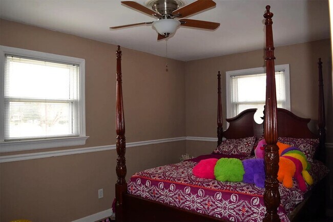 Building Photo - All brick rancher close to White Oak Mall and Richmond International Airport
