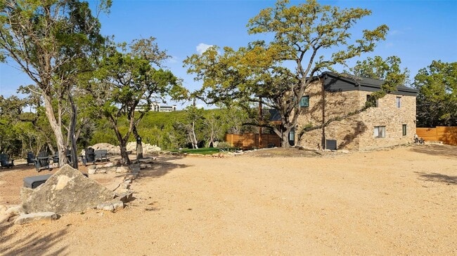 Building Photo - 17210 W Beach Rd