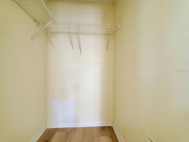 Building Photo - 5440 S MacDill Ave