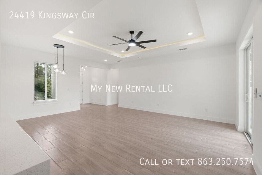 Building Photo - 24419 SW Kingsway Cir