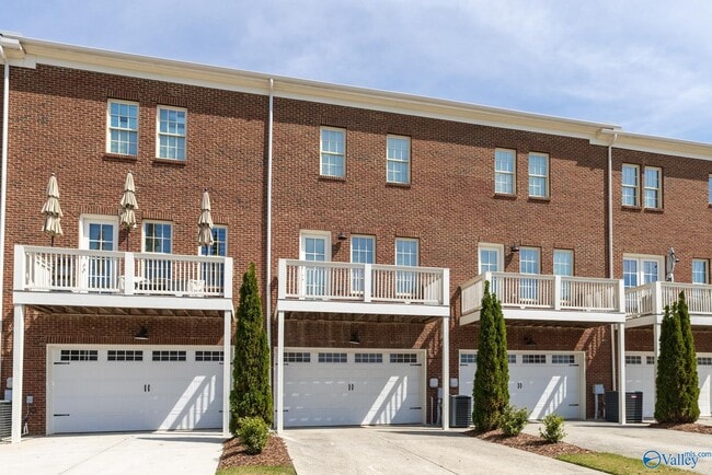 Building Photo - 21 Stone Mason Way NW