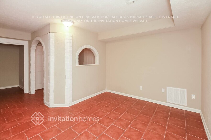 Building Photo - 48 Fenwick Ct