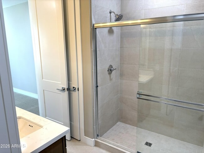 Building Photo - 1021 E Pasadena Ave