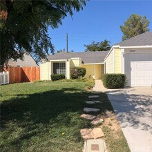Building Photo - 45909 Desert Springs Dr