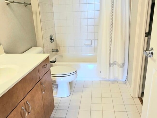 Building Photo - 390 Western Ave