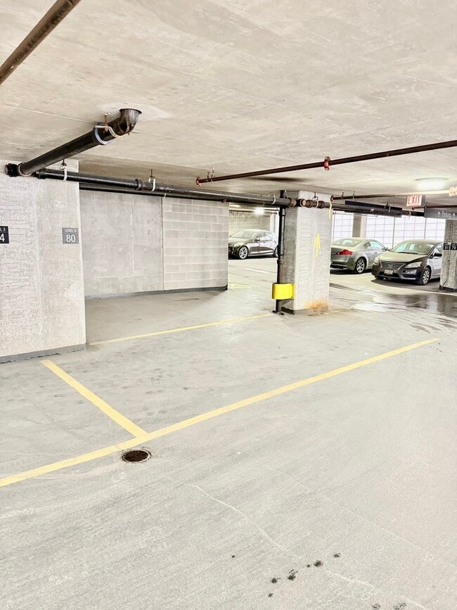 Building Photo - 757 N Orleans St