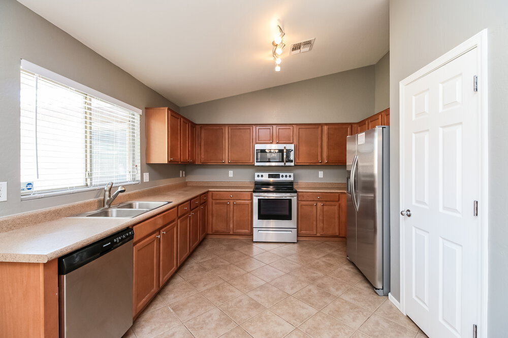 Building Photo - 9548 W Miami St