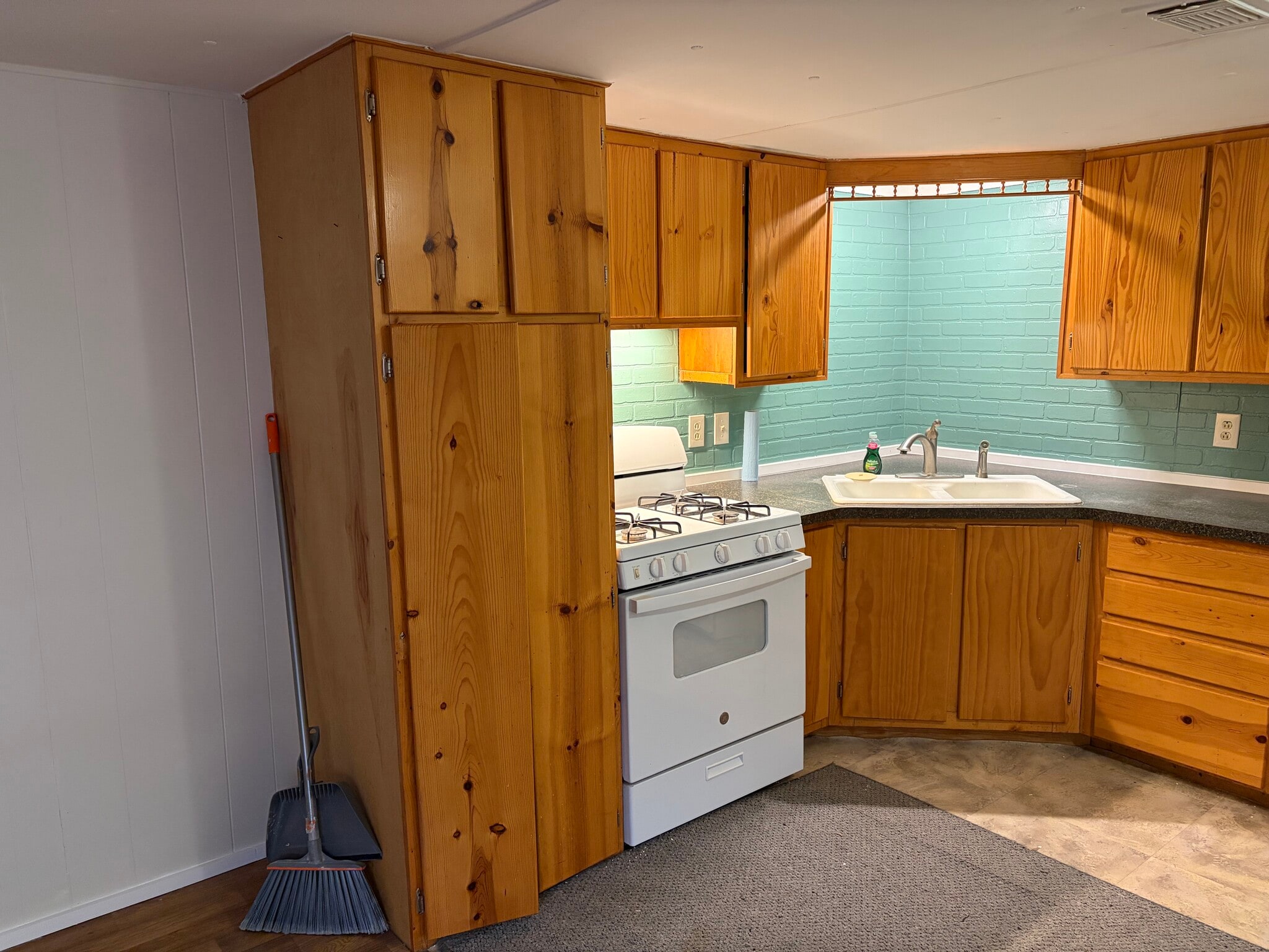 Building Photo - 13312 McComb Rd