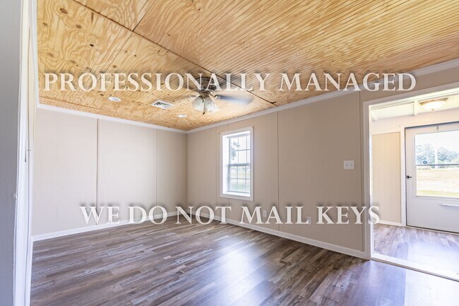 Building Photo - 1109 N Winstead Ave