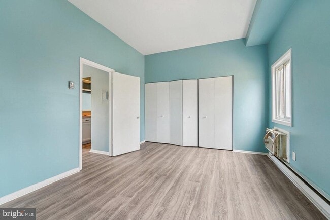 Building Photo - 9432 Merryrest Rd