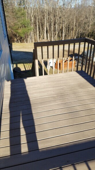 Building Photo - 570 McGlamery Rd