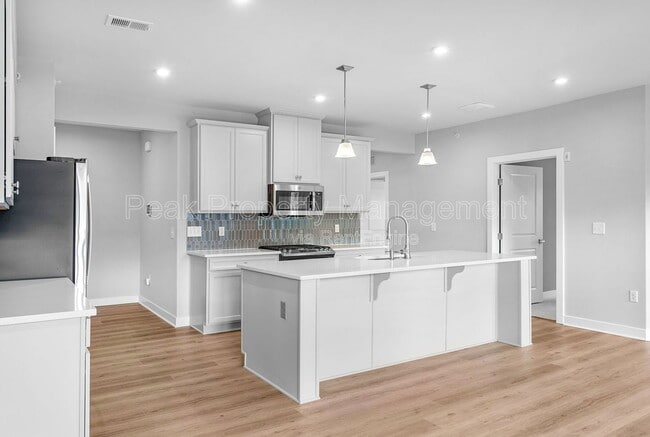 Building Photo - 6601 Citory Way