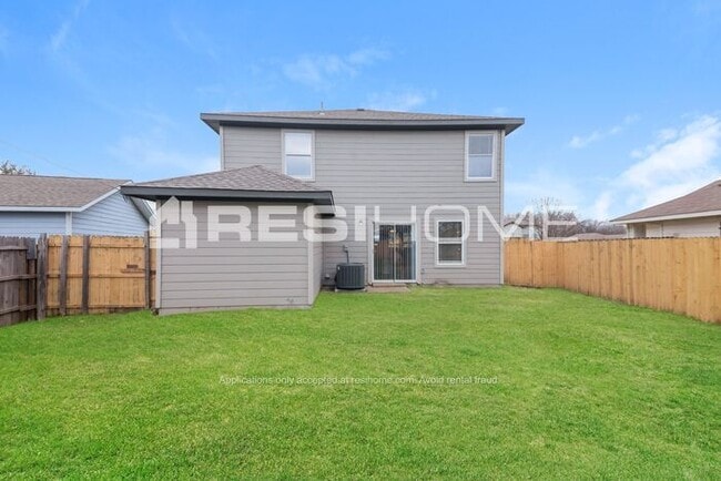 Building Photo - 1703 Red Cloud Dr