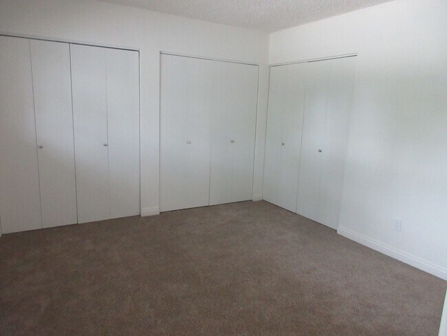 Building Photo - Duggan Property Management, Inc Presents -North Hills (4 bed, 2 bath)
