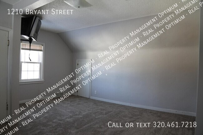 Building Photo - 1210 Bryant St