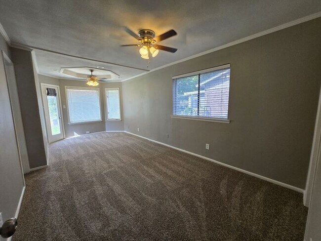 Building Photo - 1309 Greencove Dr