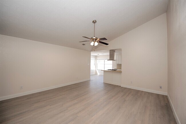 Building Photo - 11406 Sagewind Dr