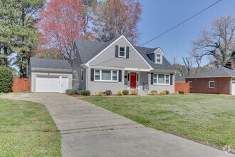 Building Photo - STUNNING 4 BEDROOM CAPE COD W/ 1 CAR GARAG...