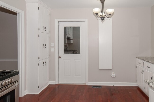 Building Photo - 1417 Owls Nest Rd