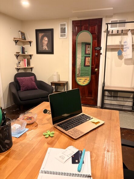 Building Photo - 1450 Union St