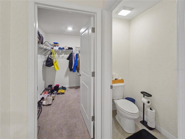 Building Photo - 304 SE 66th Ct