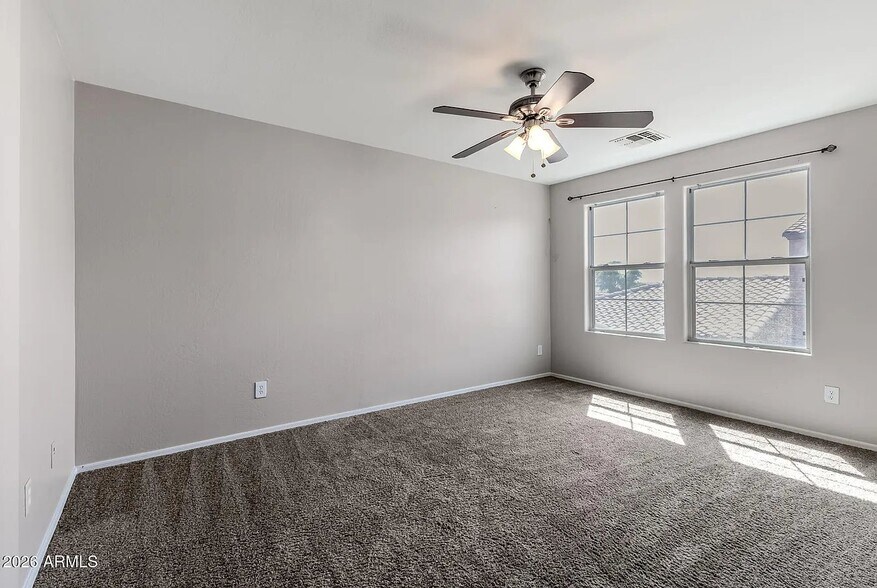 Building Photo - 2026 N 78th Glen