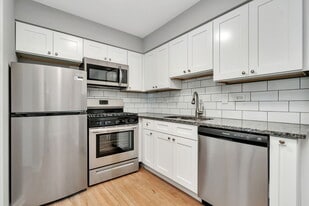 Building Photo - Plainfield Rd Apartments