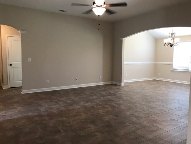 Building Photo - 9033 Brevard Rd