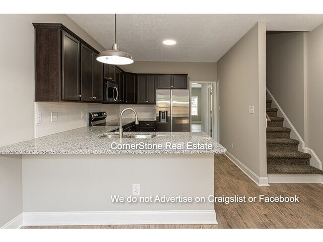 Building Photo - Move in special ($500 off first month's rent)