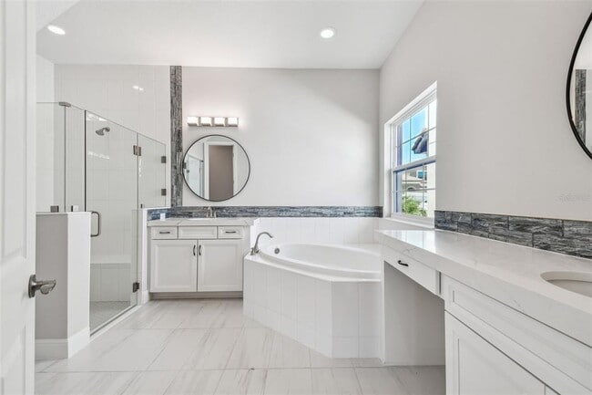 Building Photo - 11239 Rustic Timber Lp