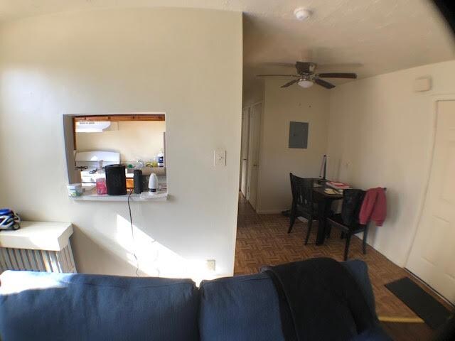 Building Photo - 370 S Highland Ave