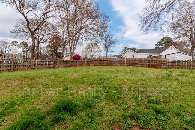 Building Photo - 4689 Oakley Pirkle Rd